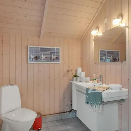 Nyaraló 4 Bedroom Pet Friendly In Kalundborg